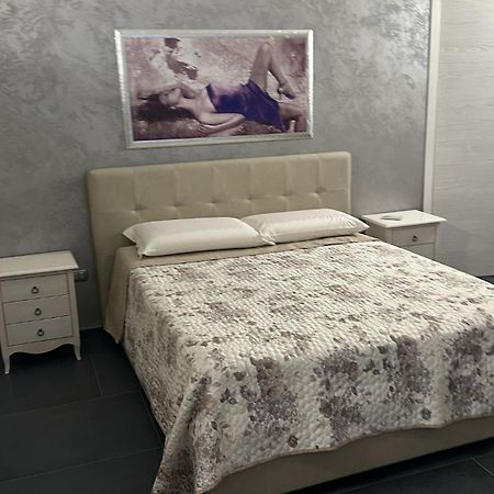 Ferienwohnung Li Cumpari Salentini Lecce Exterior foto